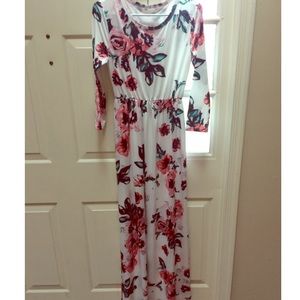 Flower maxi long sleeve dress